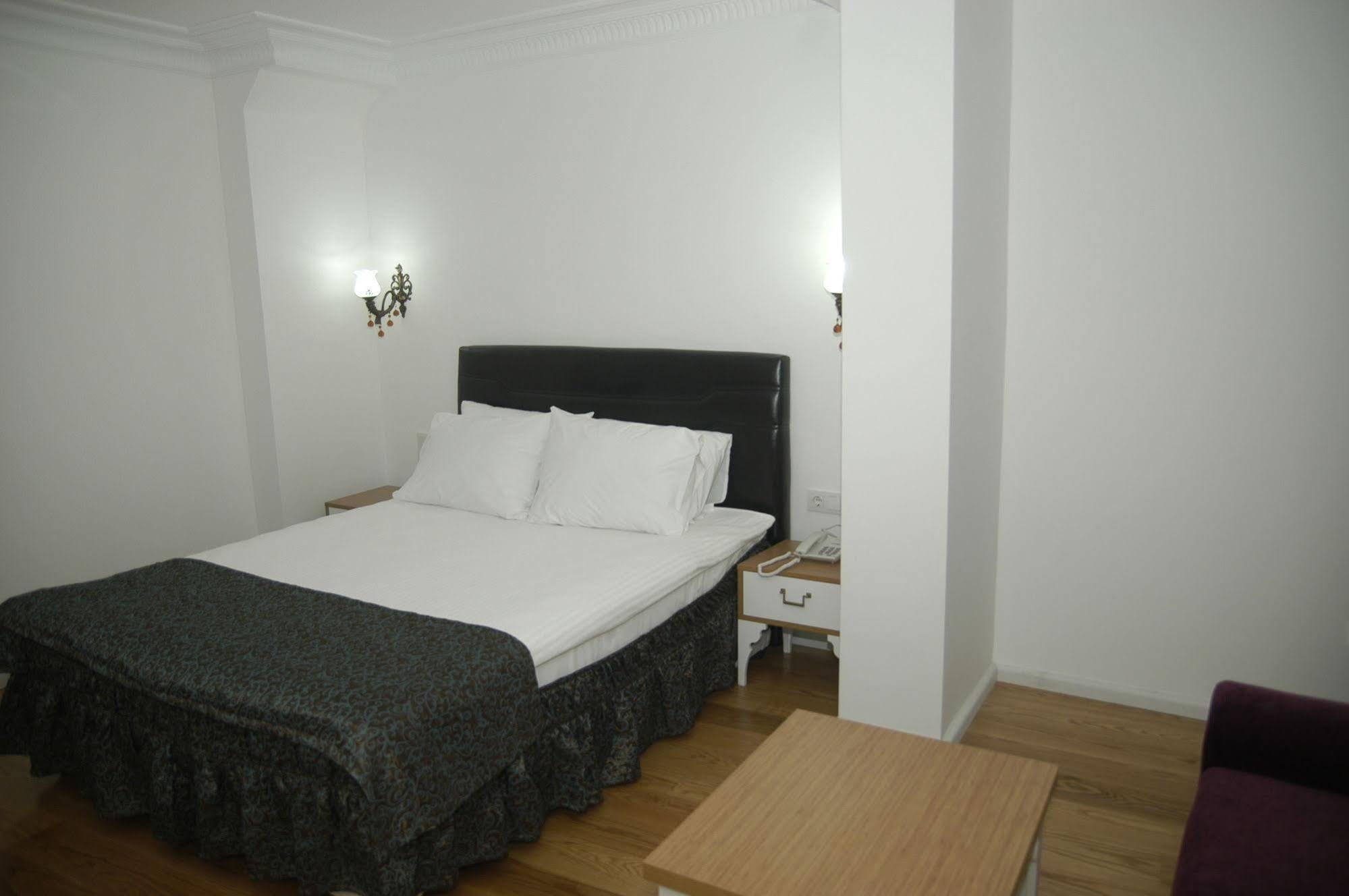 Jakaranda Hotel Estambul Exterior foto