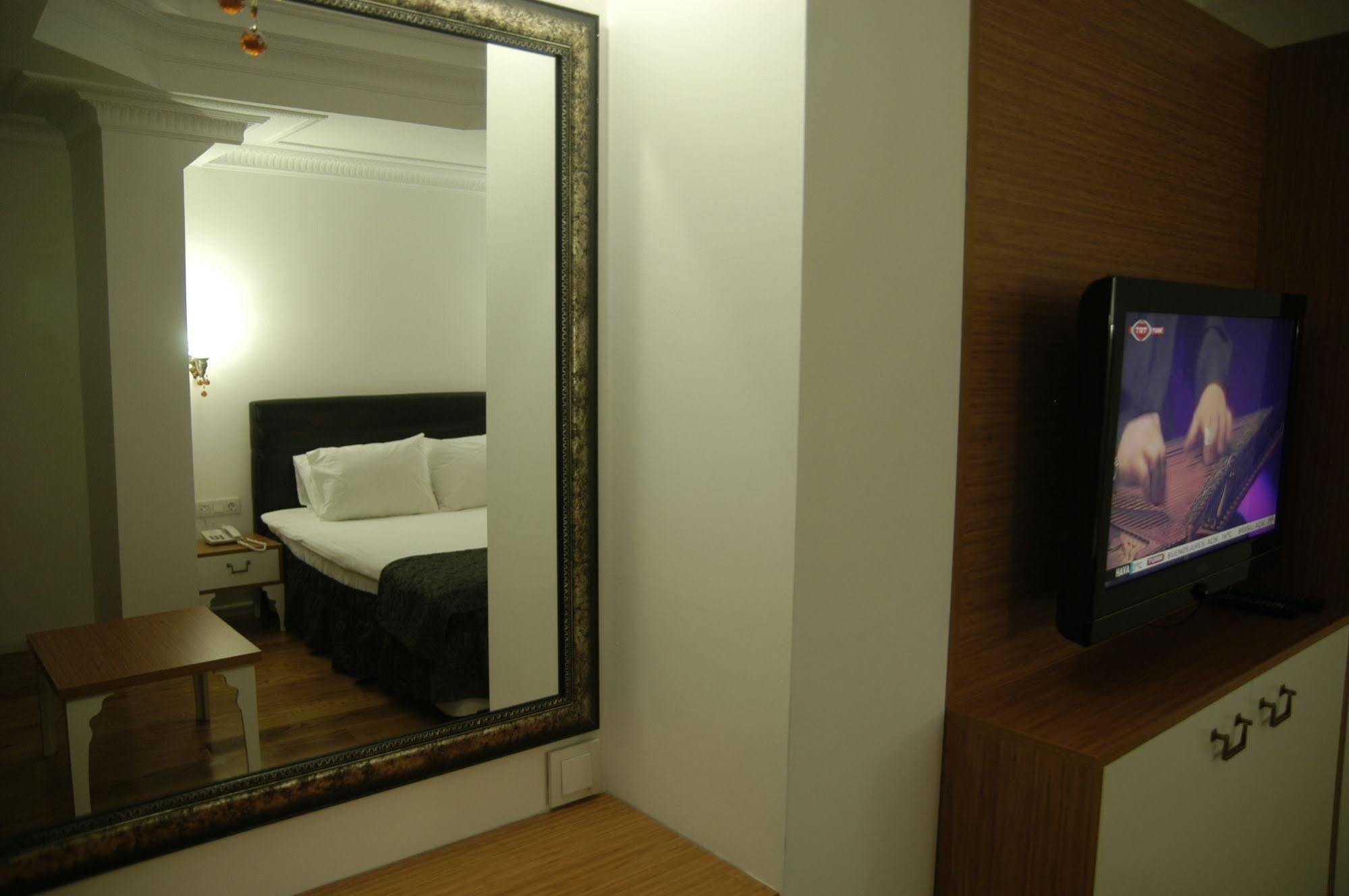 Jakaranda Hotel Estambul Exterior foto