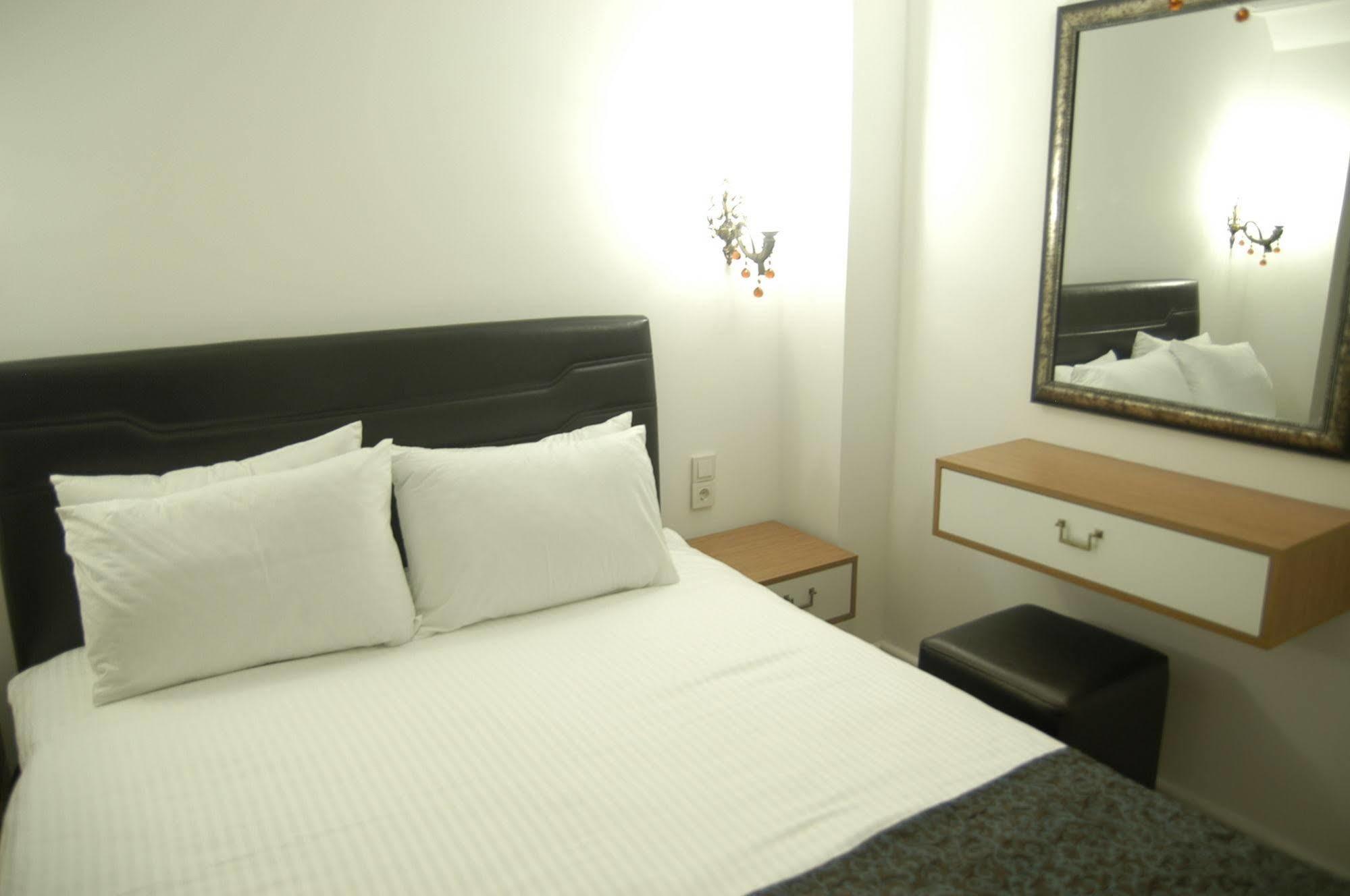 Jakaranda Hotel Estambul Exterior foto